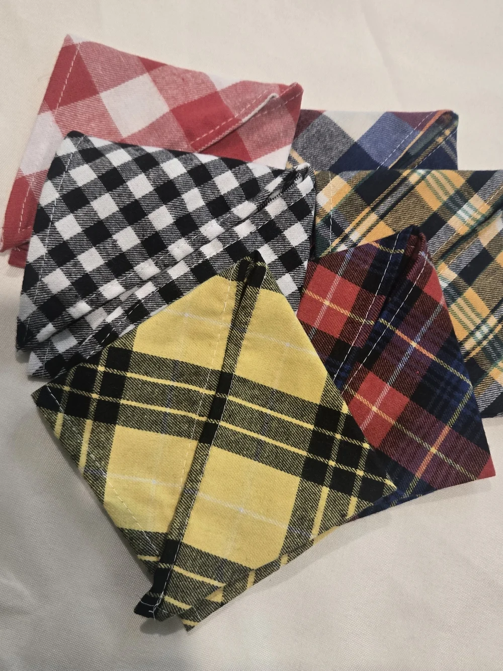 6 Pets Plaid Triangle Bandana Scarf - Yellow, Black, Red, Blue, Grn, Pnk / Human